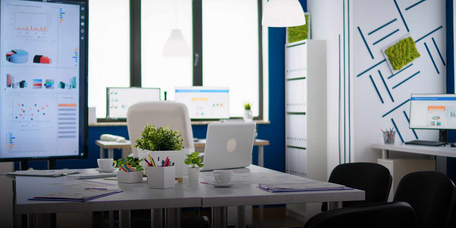 Büro- und Unternehmensalltag in der Industrie